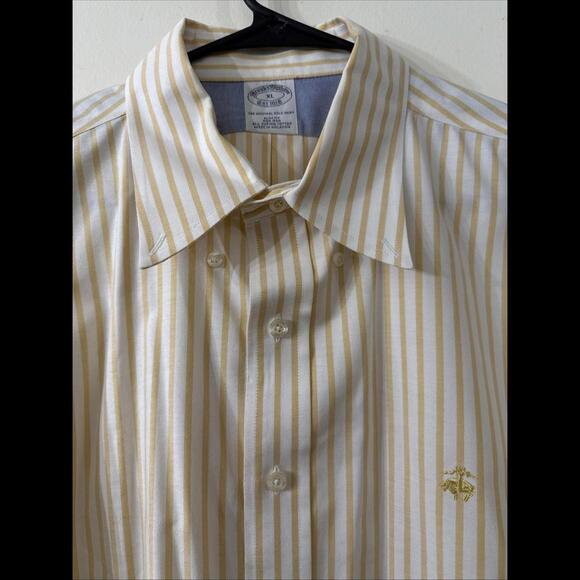 Brooks Brothers Other - Brooks Brothers Button Down Shirt Mens XL Non Iron Supima Cotton Logo Yellow